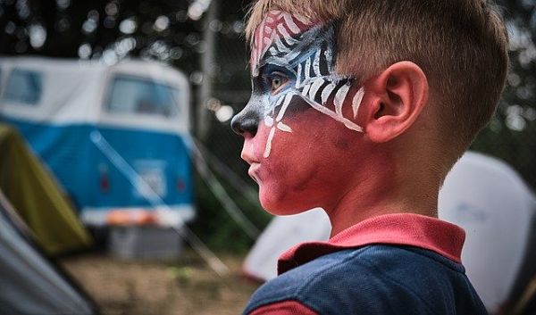 Festa bambini in inverno spiderman face painting